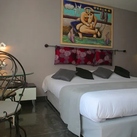 Szálloda Logis Les Grenadines Agde
