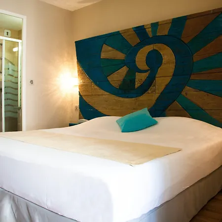 Logis Les Grenadines Szálloda