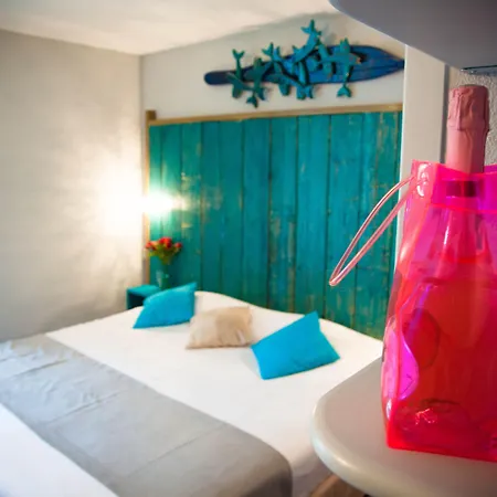 Logis Les Grenadines 3*