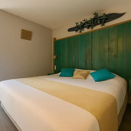 Logis Les Grenadines Szálloda 3*