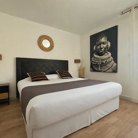 Logis Les Grenadines Szálloda Agde