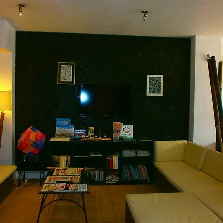 Logis Les Grenadines 3*