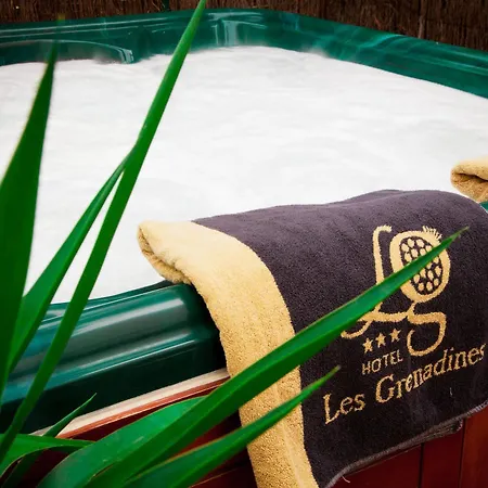 Logis Les Grenadines Szálloda