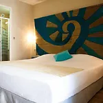 Logis Les Grenadines Hotel