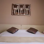 Hotel Les Grenadines 3*
