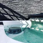 Les Grenadines Hotel