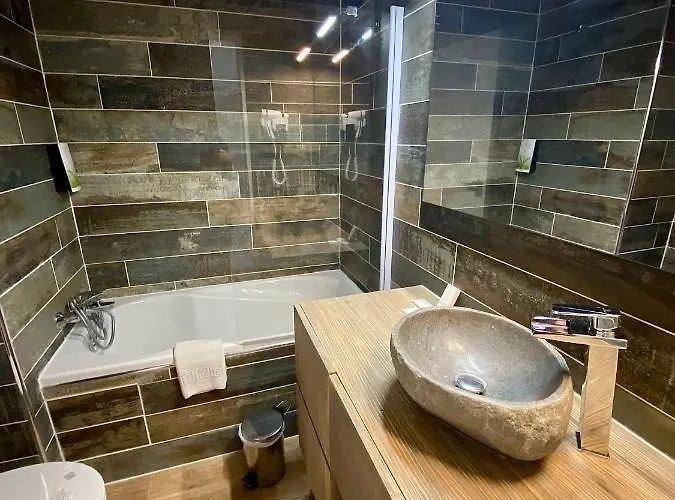 Hotel Logis Les Grenadines