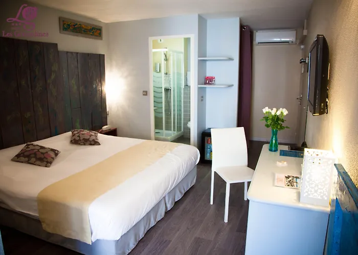 Logis Les Grenadines ホテル
